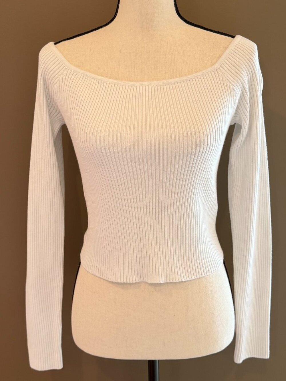Hollister White RIbbed Knit Off the Shoulder Crop Top Sweater, Size Large
